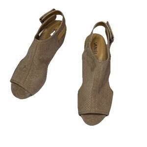 Vaneli Women’s Wedge Sandals Size 7M Tan Suede Perforated Slingback